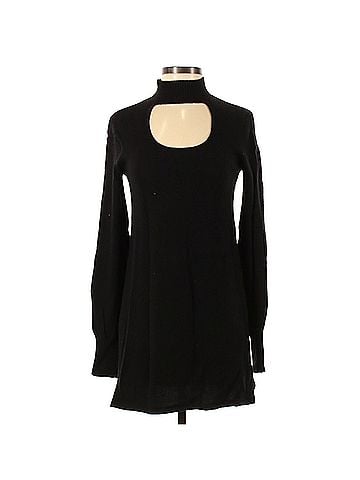Neiman Marcus Neiman Marcus Cashmere Pullover Sweater (view 1)