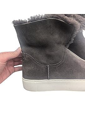 Ugg Lynus Ankle Boots (view 2)