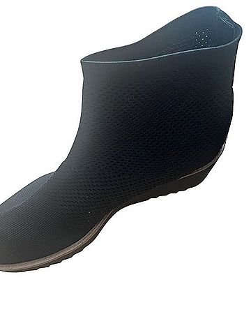 Bandolino Black Knit Pull-On Ankle Booties Ankle Boots (view 2)