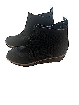 Bandolino Black Knit Pull-On Ankle Booties Ankle Boots (view 1)