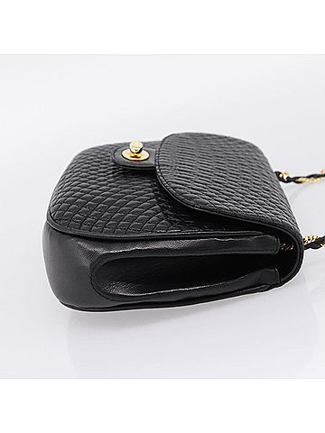 Bally Vintage Chain Quilted Leather Black Leather Shoulder Bag Bag (view 2)