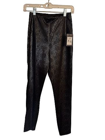 Lyssé Leggings (view 1)