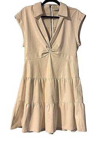 Alice + Olivia Mila Cocktail Dress (view 2)