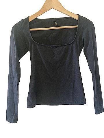 SKIMS Long Sleeve Top (view 1)