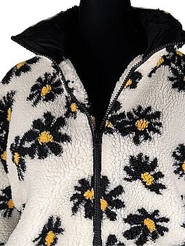 WESC Daisy Sherpa Oversized Full-Zip Jacket Jacket (view 2)
