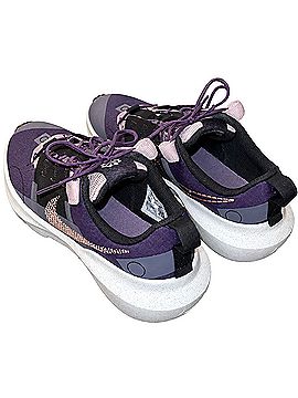 Nike Sneakers (view 2)