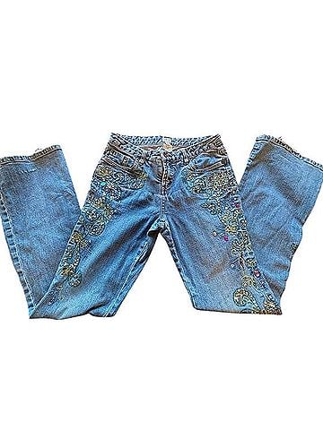 Cache Jeans (view 1)