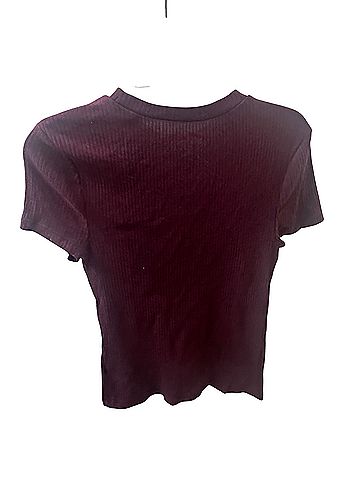 No Boundaries Short Sleeve Blouse (view 2)
