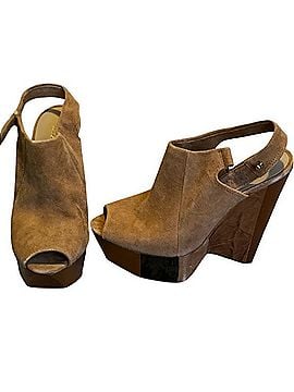 L.A.M.B. Wedges (view 2)