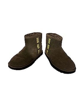 Ugg Boots (view 2)