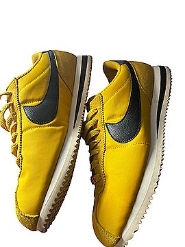 Nike Sneakers (view 2)