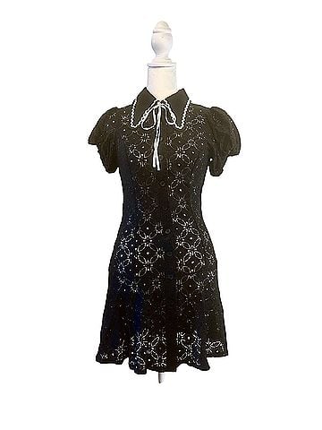 Urban Outfitters Casual Dress (view 1)