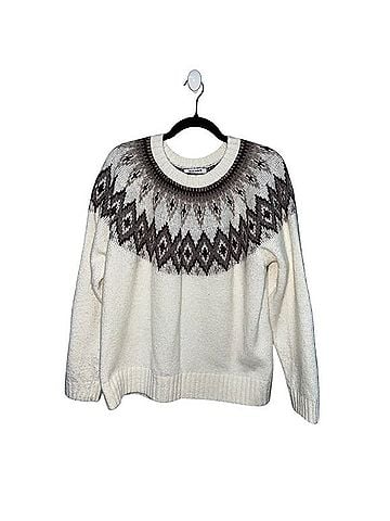 Old Navy Pullover Sweater (view 1)