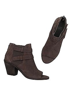 Eileen Fisher Eileen Fisher List Ankle Boots (view 1)