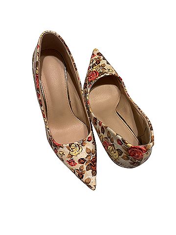 Others Follow Heels (view 2)