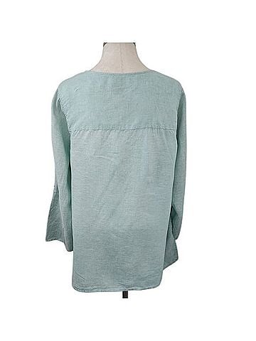 Tahari Blouse (view 2)
