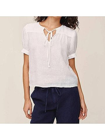 Bella Dahl Short Sleeve Flowy Pullover Top in White (view 2)