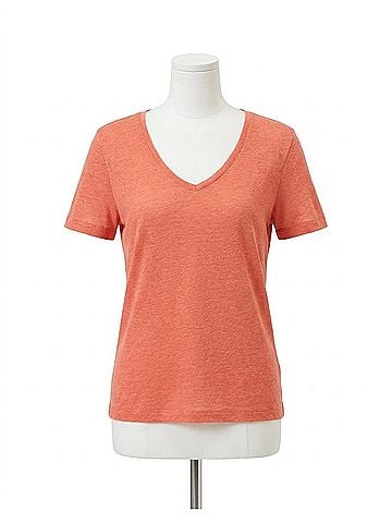 Closed Linen V-Neck T-Shirt in Washed Red (view 1)