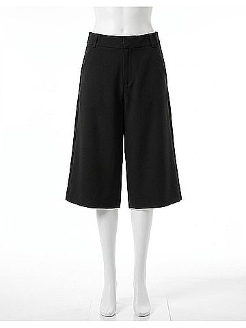Drew Cally Italian Bi-Stretch Bermuda Pant in Black (view 1)