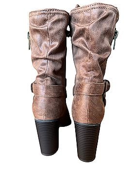 Carlos Boots (view 2)