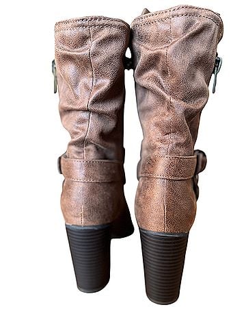 Carlos Boots (view 2)