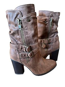 Carlos Boots (view 1)