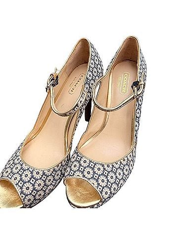 Coach Heels (view 2)