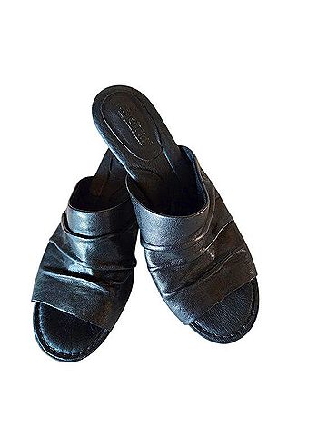 Born Mule/Clog (view 1)