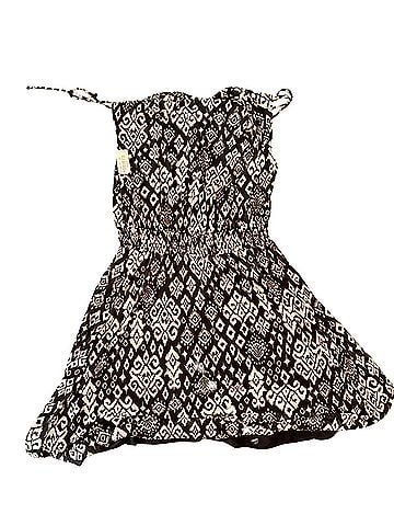 Old Navy Casual Dress (view 2)