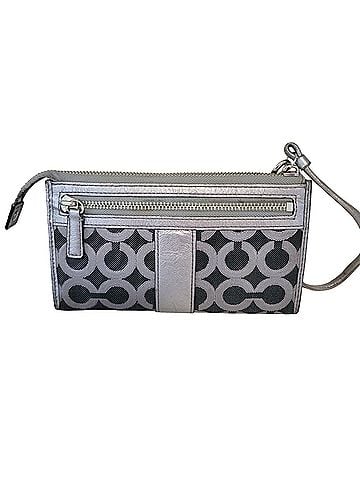 Coach Wristlet (view 2)