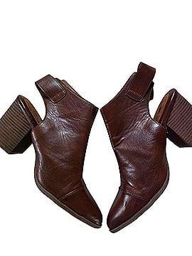 BOC Heels (view 2)