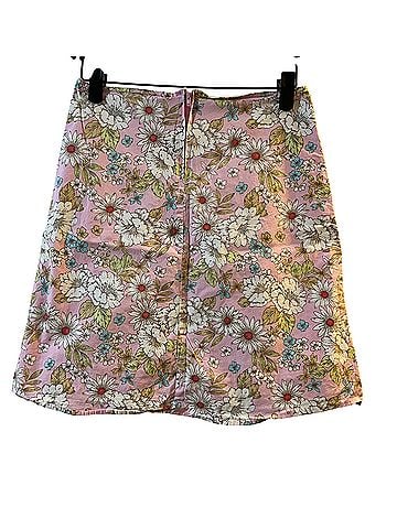 Eyeshadow Casual Skirt (view 2)