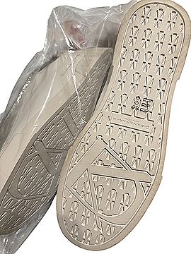 Donna Karan New York Sneakers (view 2)