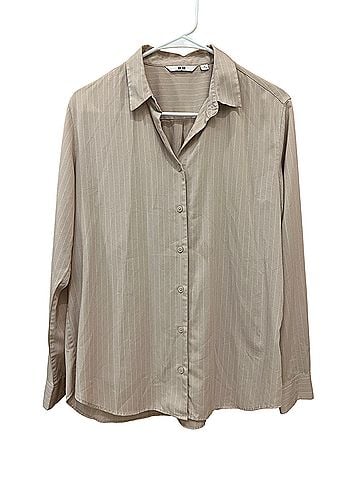 Uniqlo Long Sleeve Button-Down Shirt (view 1)