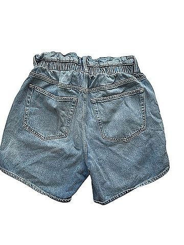 FRAME Denim Elastic Waist Short Denim Shorts (view 2)