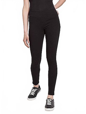 Lyssé Toothpick Denim Leggings in Black (view 2)