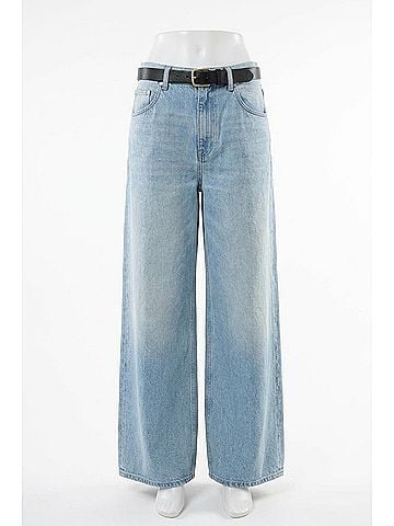 Closed Morus Wide Jeans in Light Blue (view 1)