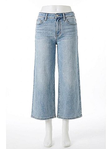 Judy Blue Mid Rise Wide Crop Jeans in Light Wash (view 1)