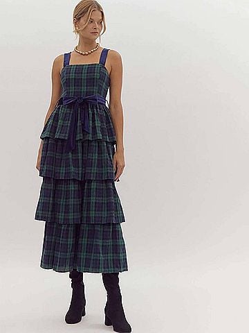 Entro Tiered Maxi Dress in Green (view 2)