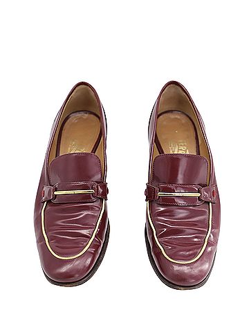 Salvatore Ferragamo Salvatore Ferragamo Loafers with Gold Accent in Burgundy Leather (view 2)