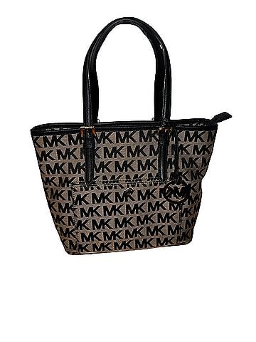 Michael Kors snap pckt tote Leather Tote (view 1)