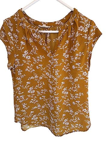 Fun2Fun Short Sleeve Blouse (view 1)