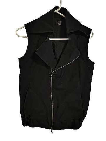Title Unknown Vest (view 2)