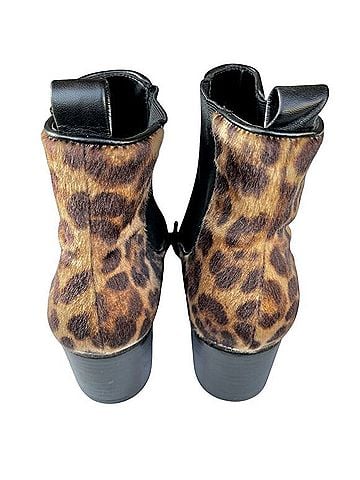 Nine West Hartyn Ankle Boots (view 2)