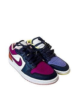 Nike Air Jordan 1 Low SE Sneakers (view 1)