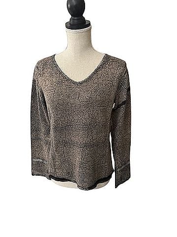 Marika Charles Lightweight Wool Sweater Pullover Sweater (view 1)