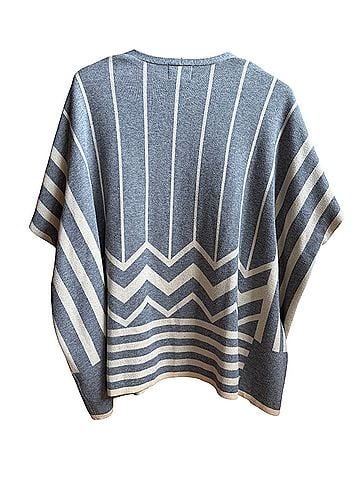 La Fee Verte Poncho (view 2)