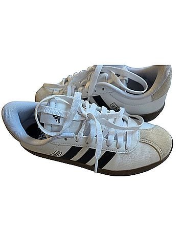 Adidas Sneakers (view 2)