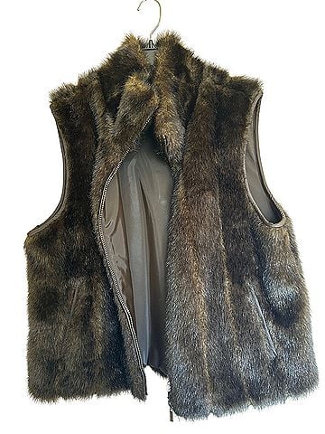 East5th East 5th Faux Fur Vest (view 1)