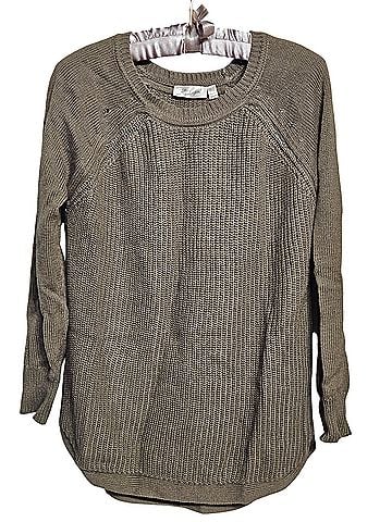 RD Style Pullover Sweater (view 1)